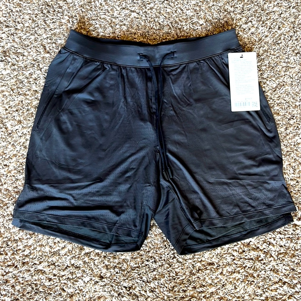 Lululemon License to Train Short 7” Engineered